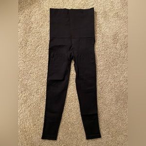 Belly Bandit Mother Tucker leggings - small